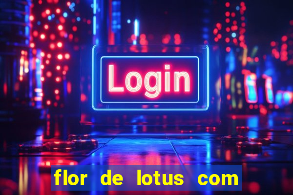 flor de lotus com lua tatuagem